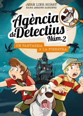 UN FANTASMA A LA FINESTRA